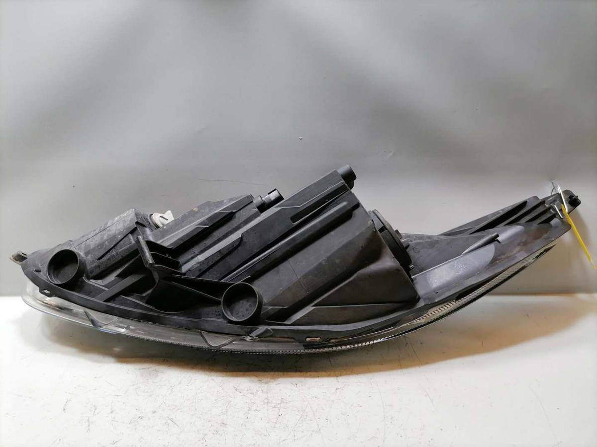 Ford Fiesta original Scheinwerfer vorn rechts Halogen mit LED Tagfahrlicht Bj.2016